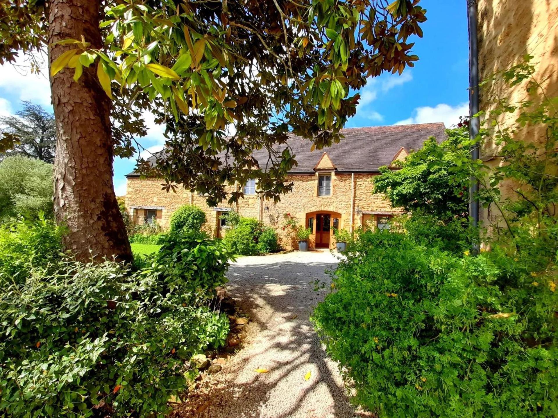 Manoir De La Brunie-Grand Longere Villa Coux-et-Bigaroque-Mouzens Luaran gambar